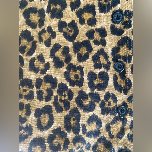 Ralph Lauren, Mid Length Button Up Skirt, Leopard Print, Size 8 - Picture 2 of 3